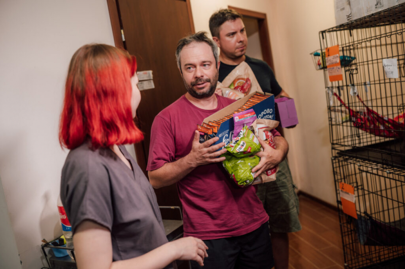 Дмитрий Куклачев передал гуманитарную помощь донецкому приюту кошек &mdash; фоторепортаж