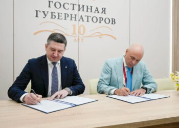 «Четыре лапы» вложит 2,2 млрд рублей в завод влажных кормов для питомцев